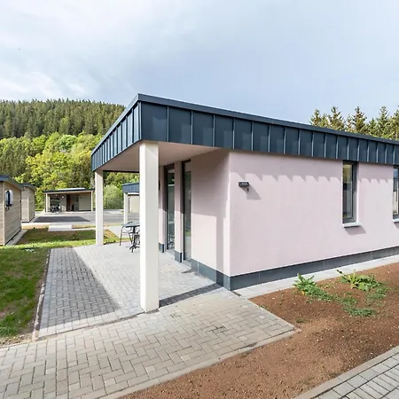 Kronenburger Comfort Bungalow, Cleaning Included Vakantiehuis Hallschlag