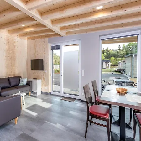 Vakantiehuis Kronenburger Comfort Bungalow, Cleaning Included