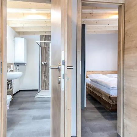 Kronenburger Comfort Bungalow, Cleaning Included Vakantiehuis Hallschlag
